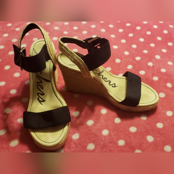 Skechers wedge shoes - Picture 2 of 2